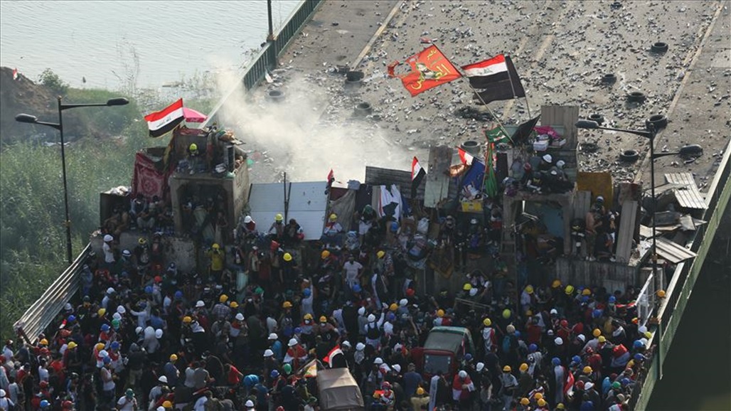 تجدد المصادمات بين متظاهرين والقوات الامنية على جسر السنك