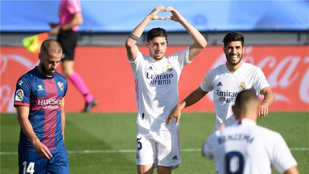 ريال مدريد يعزز صدارته لليجا برباعية في شباك هويسكا