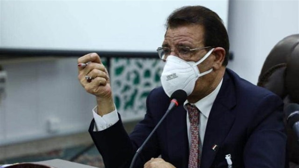 وزير الزراعة يعلن ضبط عشرات الشاحنات المحملة بالمواد "المهربة"