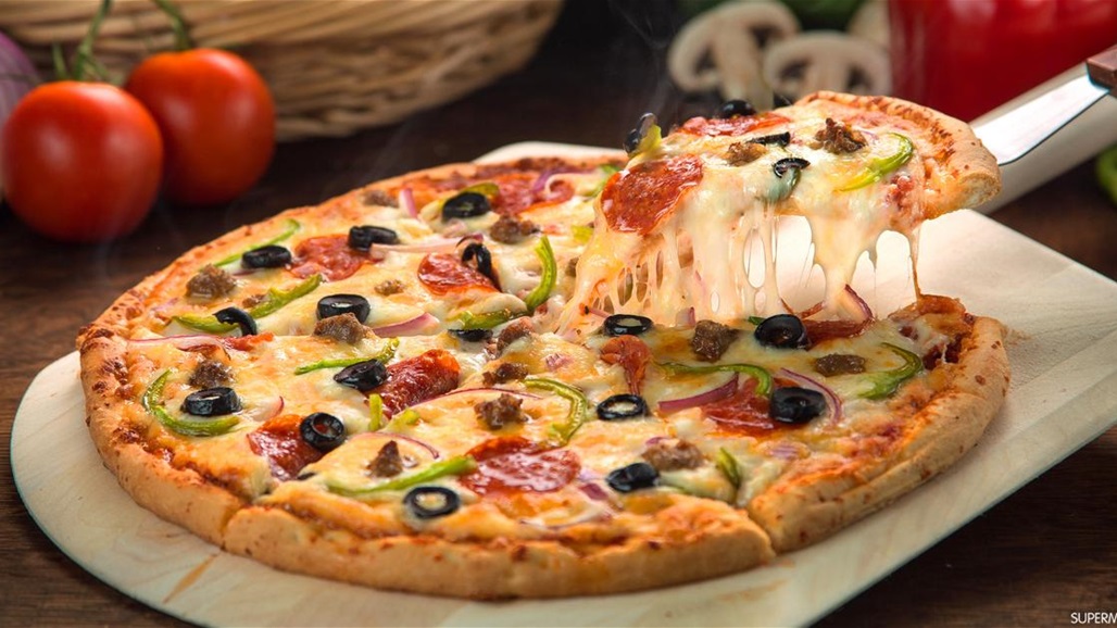 حيل بسيطة لتناول البيتزا من دون زيادة الوزن... تعرفوا اليها!