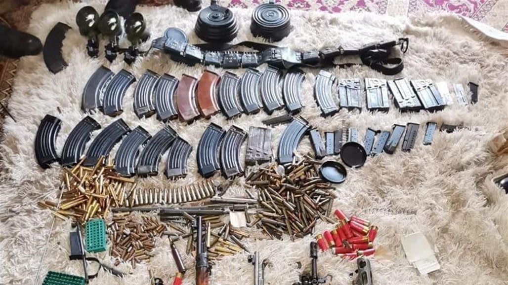 في دار واحدة.. العثور على مجموعة كبيرة من الاسلحة والعتاد بالبياع