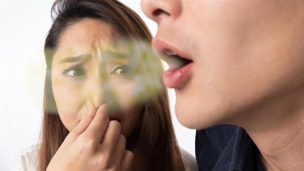 بعضها خطير.. 10 أسباب وراء رائحة الفم الكريهة