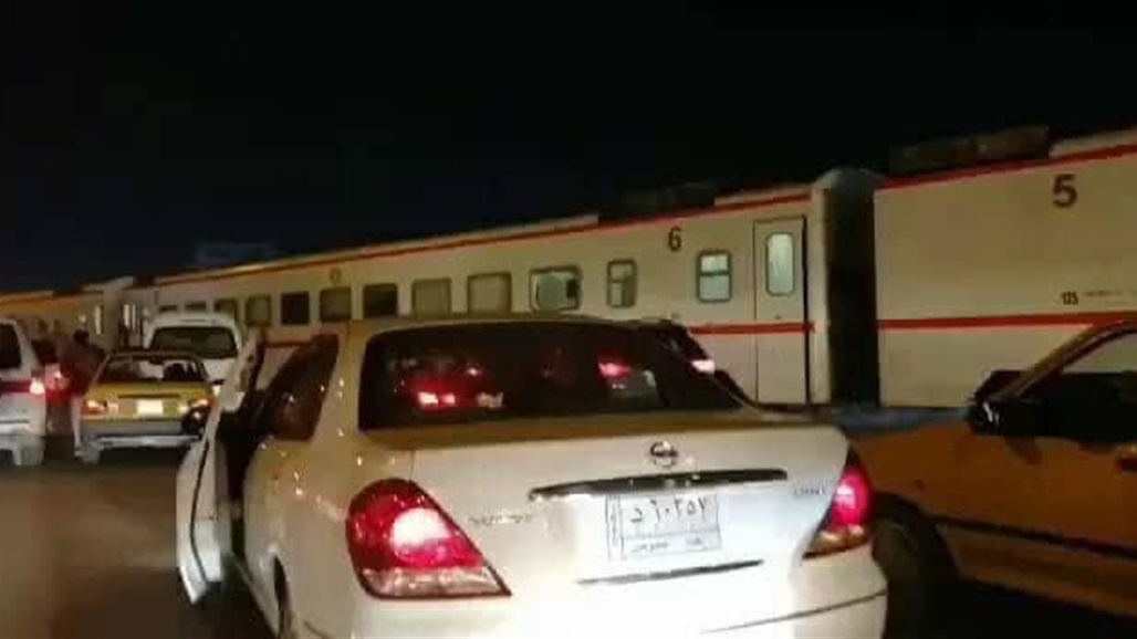 النقل: مفرزة مرور وضعت حواجز على سكة حديد عرقل سير قطار متجه للبصرة