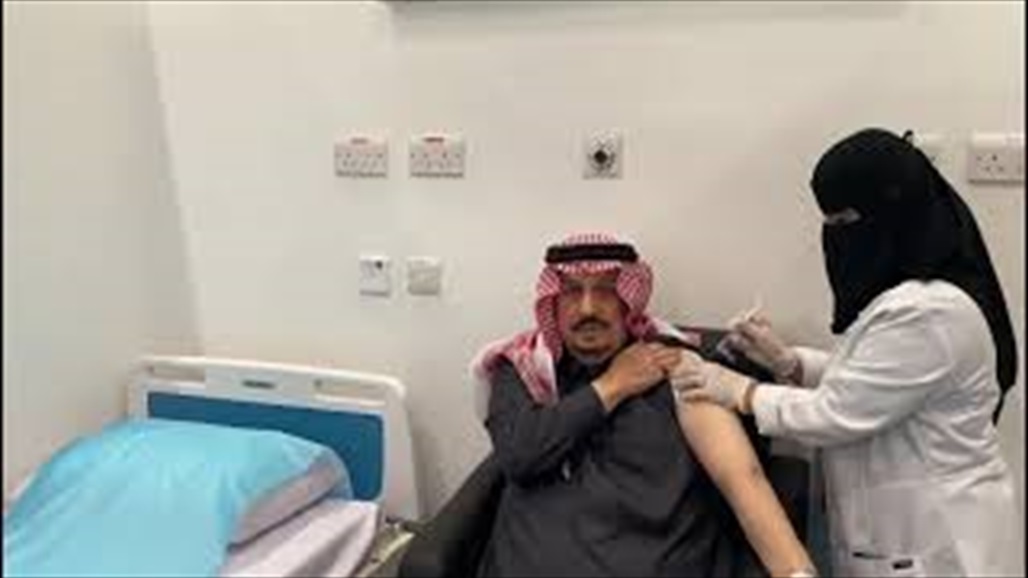بالفيديو: أمير الرياض يكشف سبب تأخره في تلقي لقاح كورونا