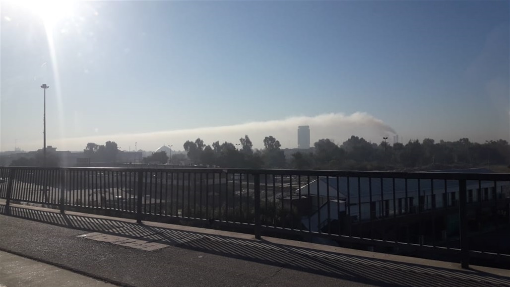 بالصور: دخان مصانع توليد الكهرباء يصل الى وسط العاصمة