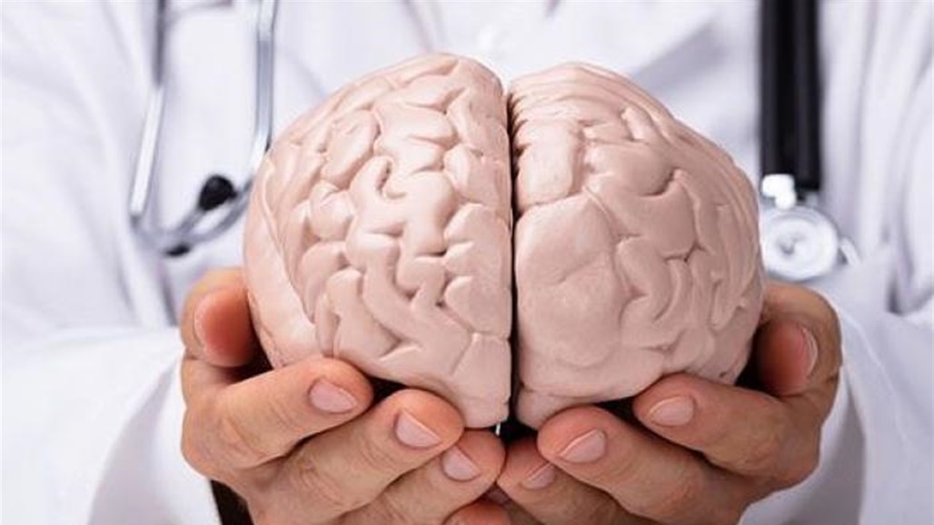 رجل أعمال يجمد دماغ أبيه لمدة 30 عاما