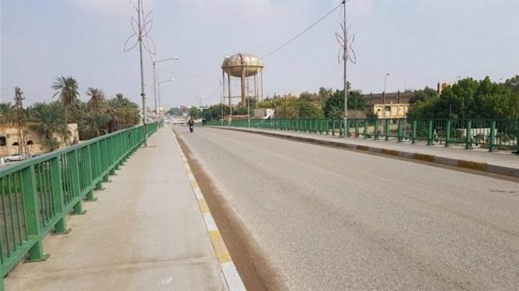 بالصور: اغلاق "جسر النصر" بالقرب من ديوان محافظة ذي قار