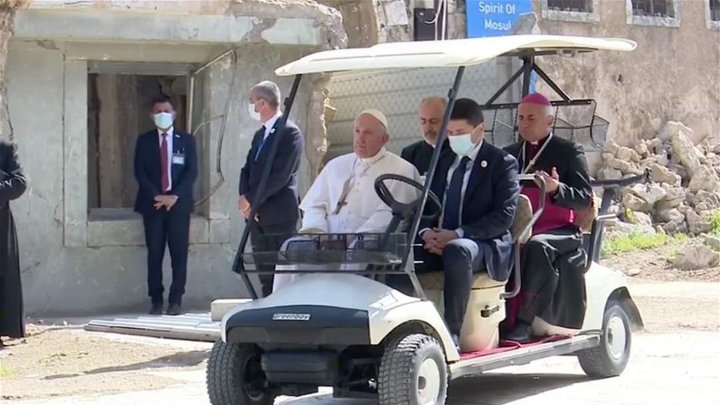 بالصور: جولة البابا في منطقة حوش البيعة