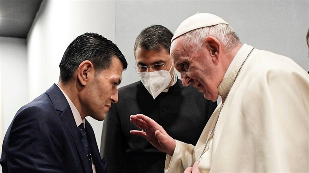 البابا يلتقي بوالد "الطفل الغريق" إيلان كردي