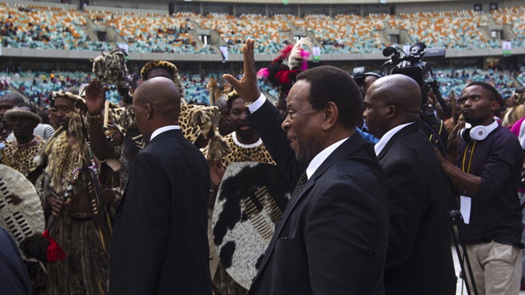 وفاة ملك الزولو في جنوب إفريقيا 