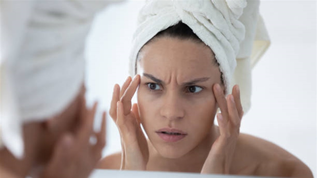 خمس عادات سيئة مضرّة بالبشرة... احذريها!