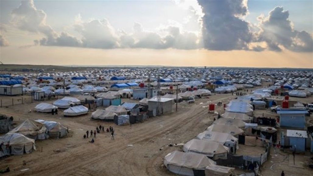 العراق يدعو لمعالجة وضع العائلات بمخيم الهول في سوريا