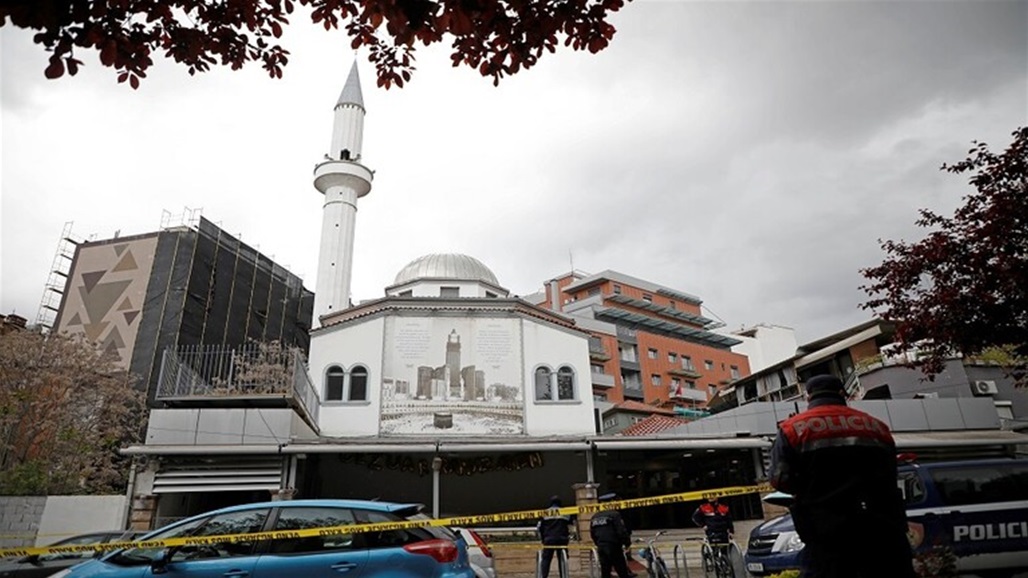 طعن خمسة أشخاص داخل مسجد في "تيرانا"