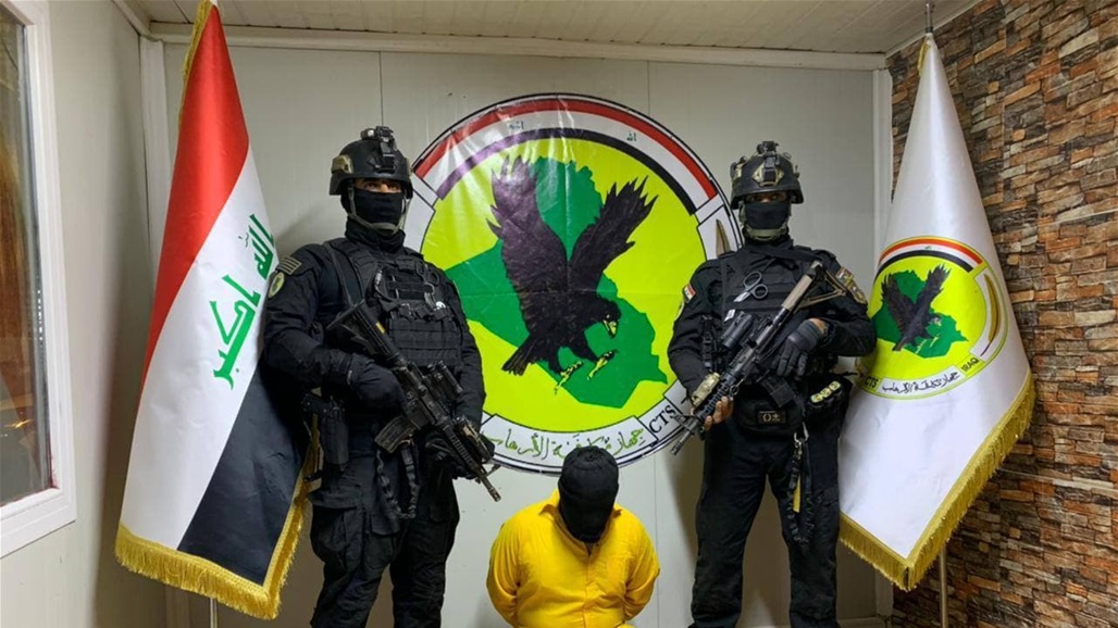 القبض على خمسة إرهابيين في ثلاث محافظات