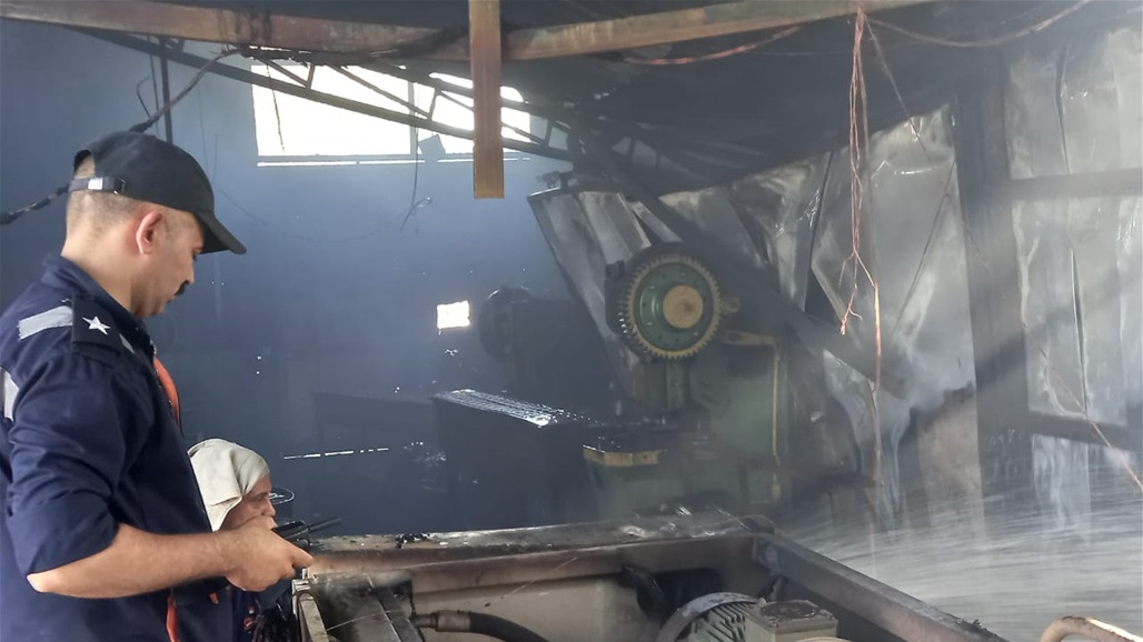حريق داخل معمل يحتوي اسطوانات أوكسجين وسط بغداد