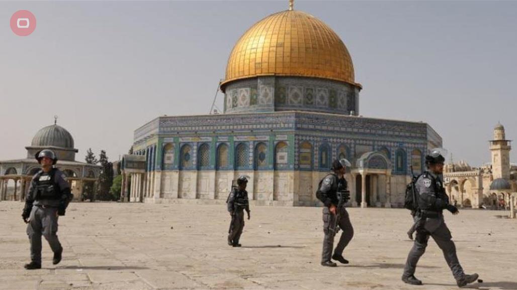 القوات الاسرائيلية تصادر مفاتيح المسجد الاقصى
