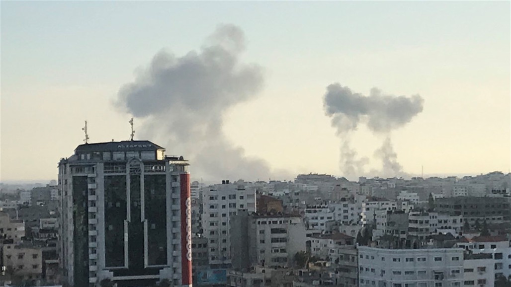 الطيران الإسرائيلي يشن غارات عنيفة غرب مدينة غزة