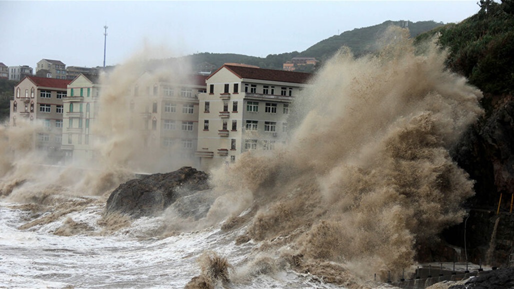 قتلى ومئات الجرحى.. إعصاران مدمران يضربان الصين