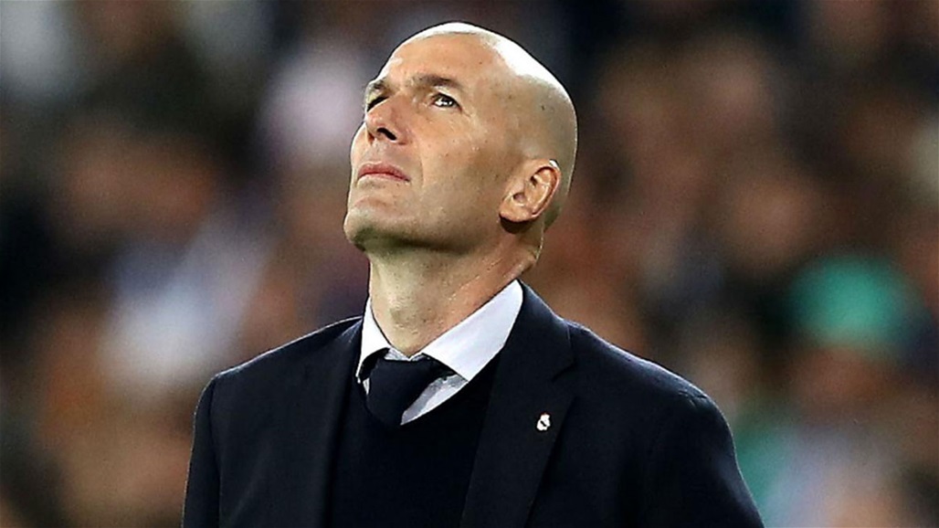 زيدان يبلغ لاعبي ريال مدريد بقراره النهائي