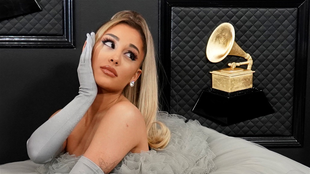 أريانا غراندي تدخل القفص الذهبي بزواج "سري"