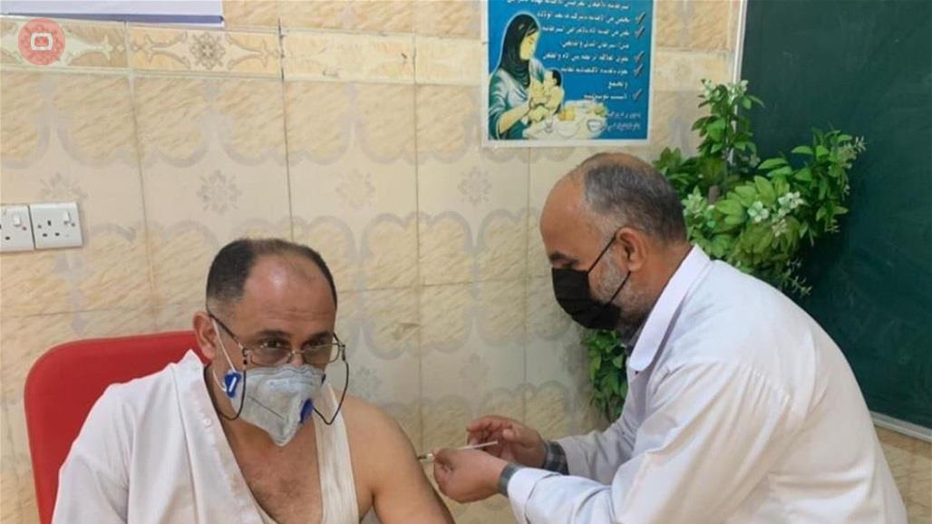 الصحة تحذر من التطعيم بلقاحات مختلفة
