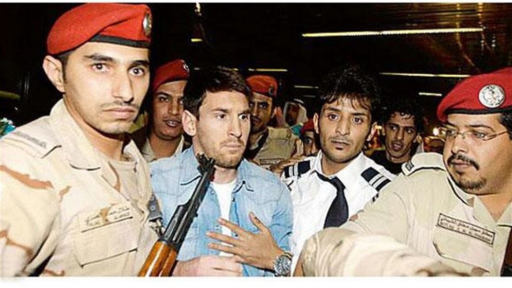 ميسي يعلق على صورة "البندقية" الشهيرة في السعودية