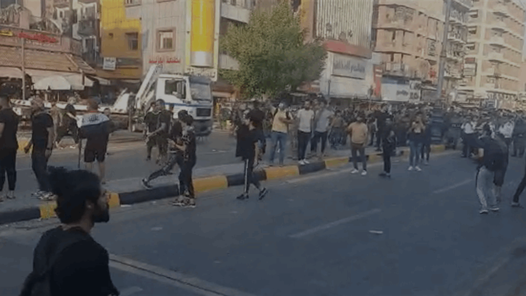 إصابات في مواجهات بين الأمن والمتظاهرين في التحرير