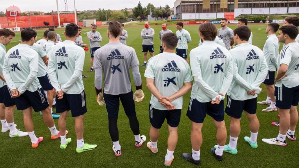 فيروس كورونا يضرب صفوف منتخب اسبانيا مجددا