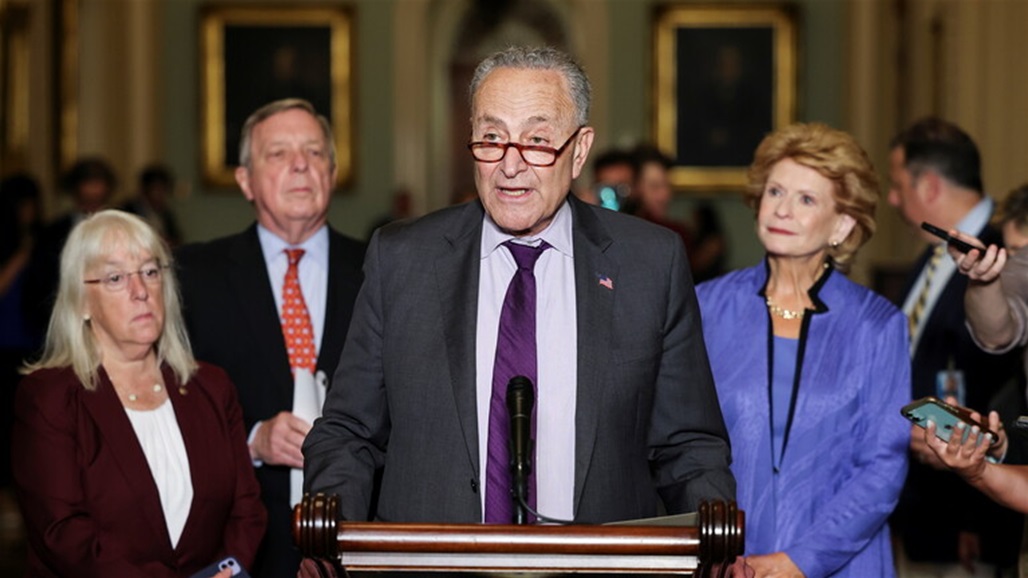 زعيم الأغلبية بمجلس الشيوخ يؤيد سحب "استخدام القوة" من البيت الأبيض