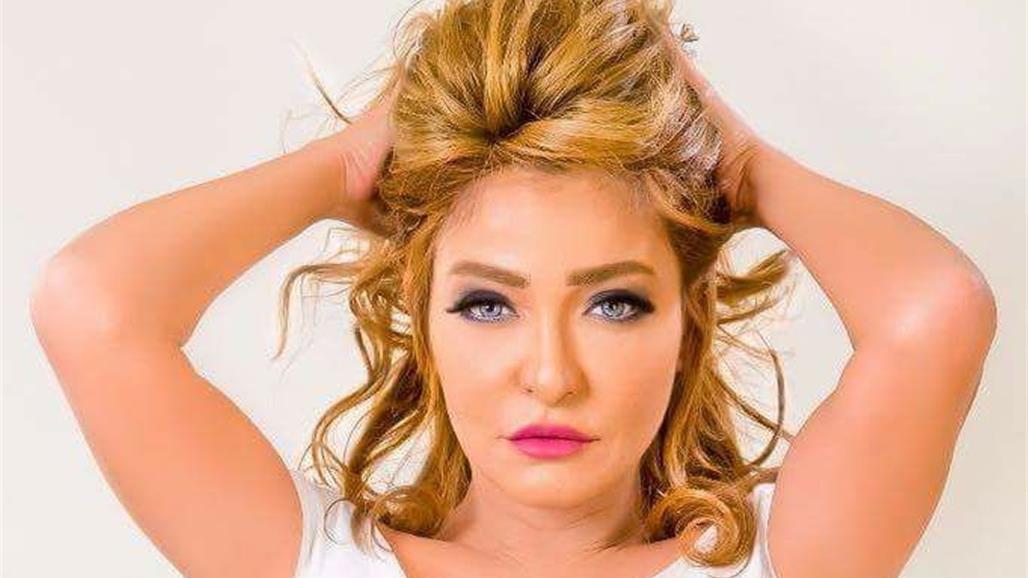 فنانة عربية تحتفل بزفاف ابنتها على رجل أعمال مصري (صور)