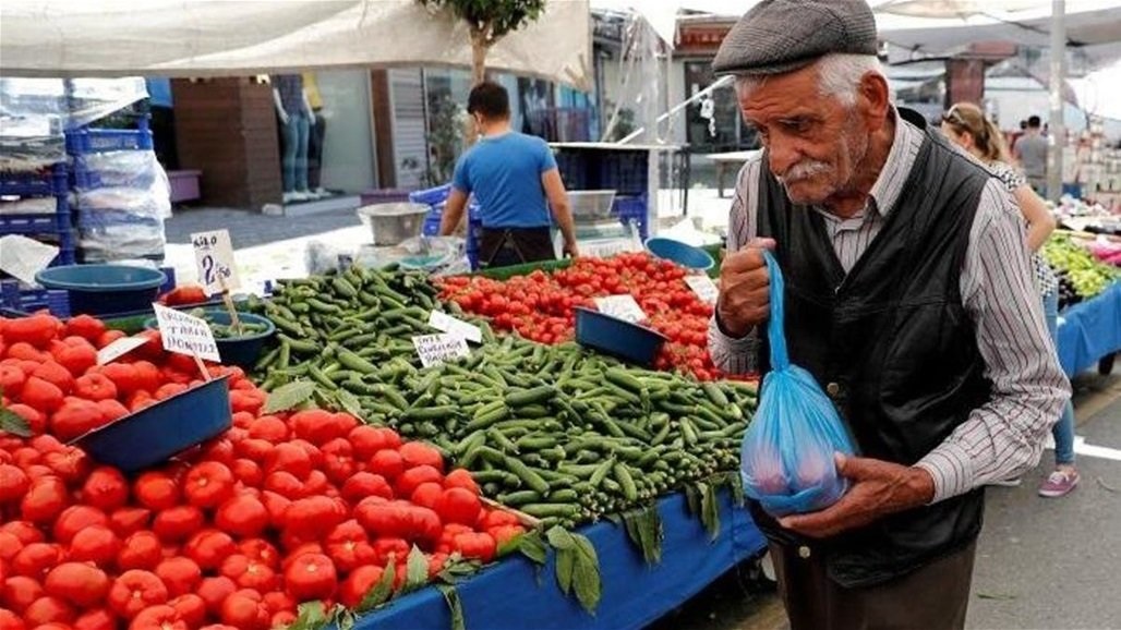 بعد انتفاء مبررات رفع سعر الدولار.. مطالبات بانقاذ المواطن من جشع التجار 