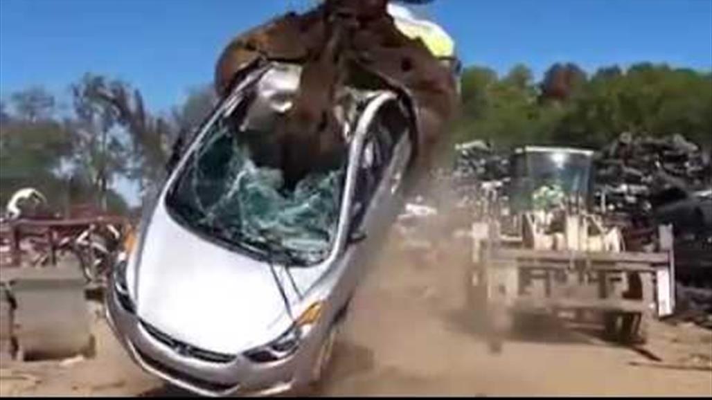 المرور تكشف عن توجه لتسقيط المركبات اجبارياً 