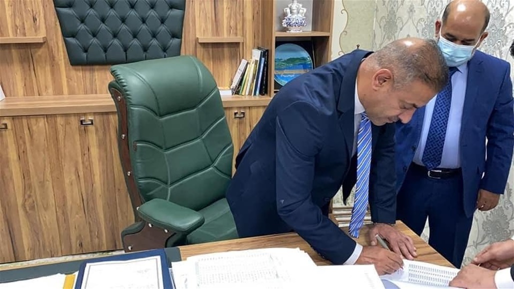 محافظ ذي قار يصادق على ملف تحويل المحاضرين إلى عقود