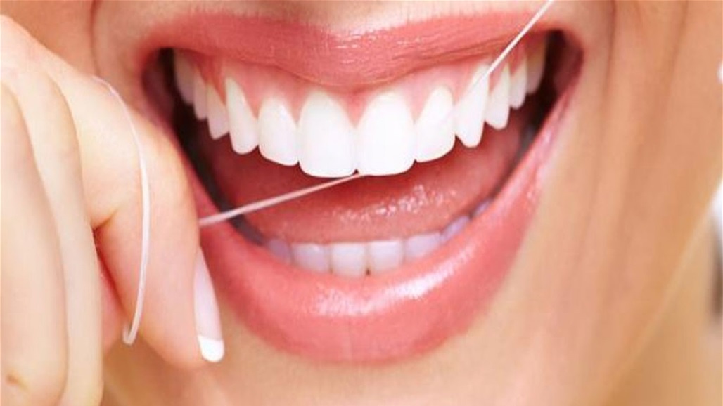 تنظيف الأسنان بالفرشاة والخيط يمكن أن يمنع مرضا خطيرا!