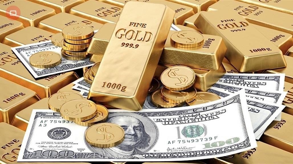 مكاسب الدولار تلقي بظلالها على أسعار الذهب
