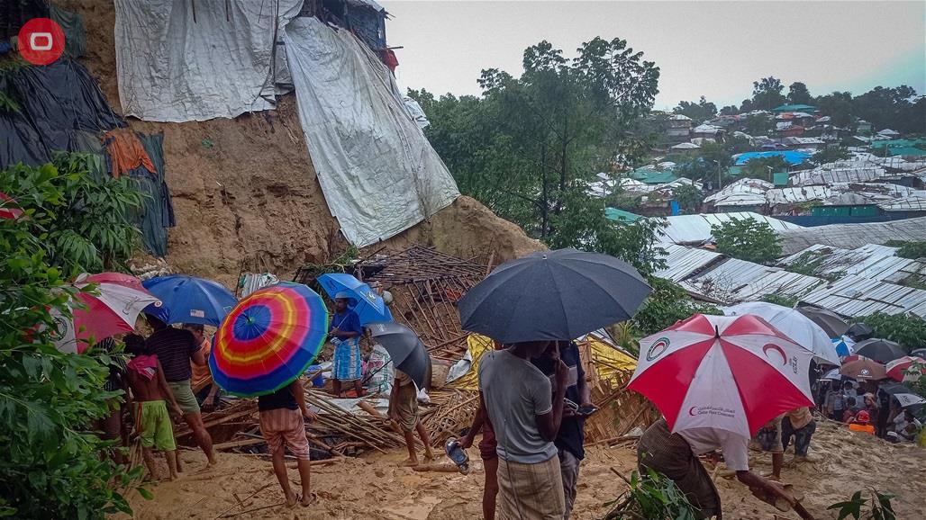 فيضانات عارمة تجتاح مخيمات لاجئي الروهينغا في بنغلاديش