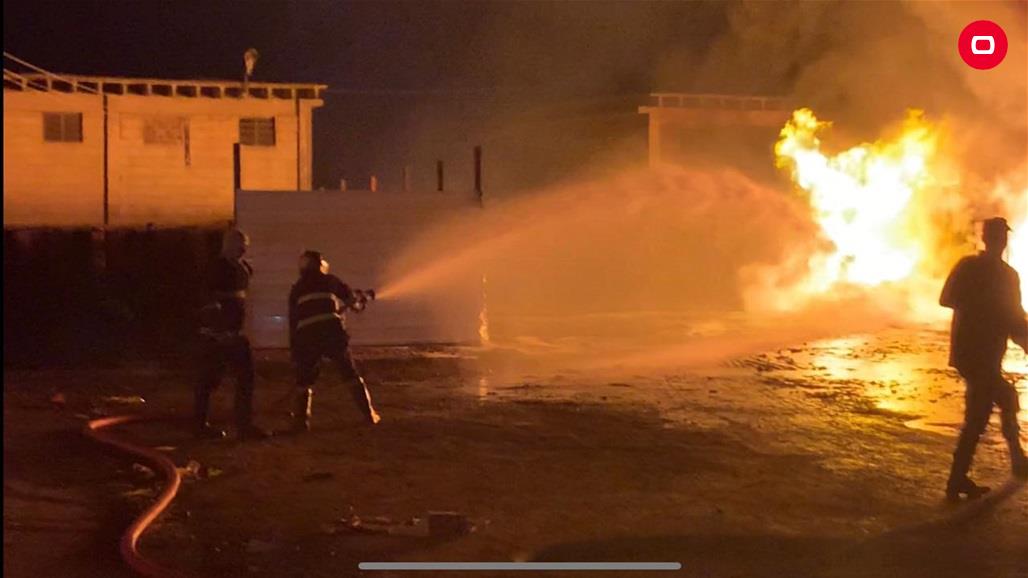 حريق ضخم يلتهم شركة الزيوت في بغداد والدفاع المدني تسيطر على الموقف (صور)