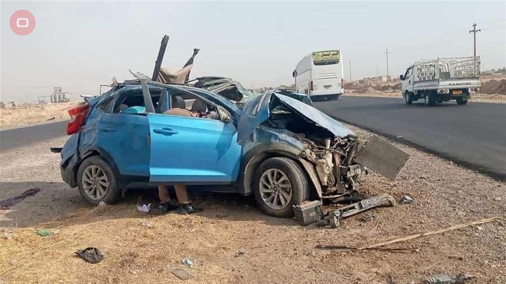 مصرع عائلة كاملة بحادث سير مروع على الطريق السريع