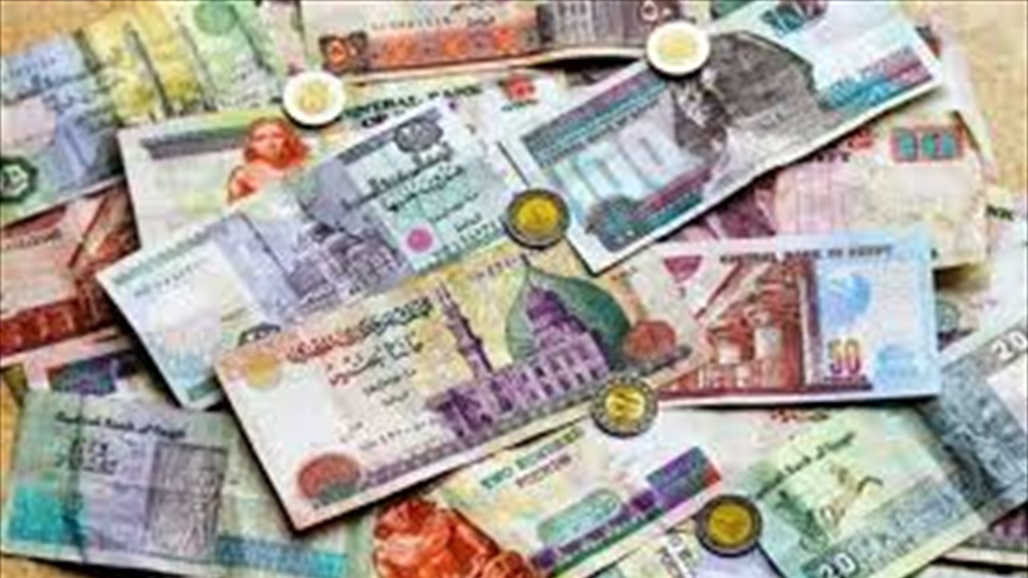 رئيس البنك المركزي الأفغاني يفر من كابل وانخفاض حاد بالعملة