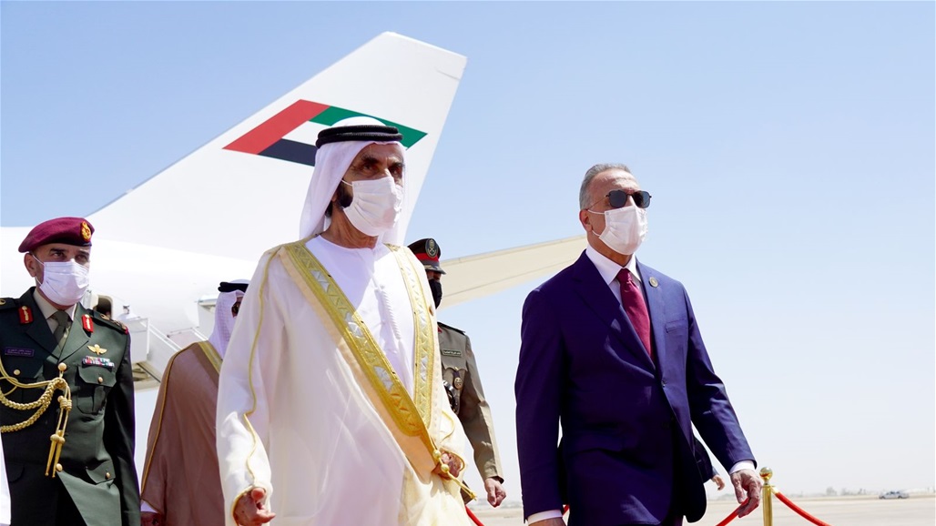 الكاظمي يستقبل نائب رئيس دولة الامارات في مطار بغداد