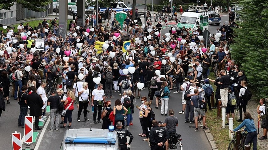الآلاف يتظاهرون في مدينة أوروبية ضد قيود كورونا