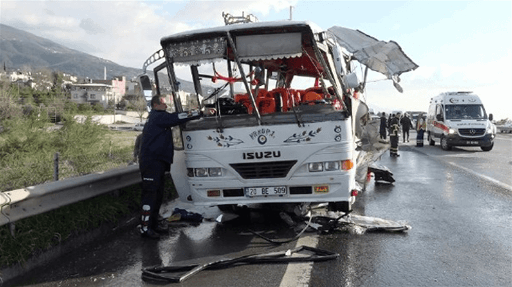 حادث سير بين حافلتي سياح وطلاب في تركيا يسفر عن قتلى وجرحى (فيديو)