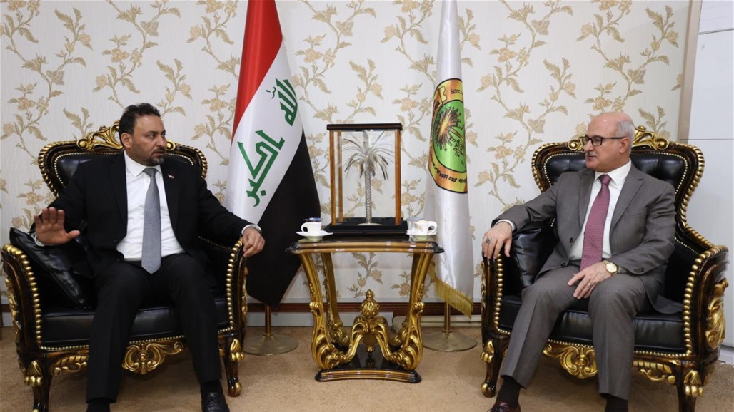رئاسة البرلمان تبحث مع التربية الدوام الحضوري وتخصيص قطع أراض للمعلمين