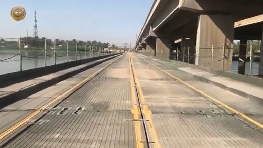 لتسهيل حركة مرور الزائرين.. نصب جسر عائم في قضاء المسيب (فيديو)