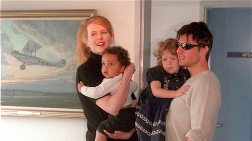 بعد 20 عاما على انفصال والديها.. شاهد كيف أصبحت ابنة توم كروز ونيكول كيدمان