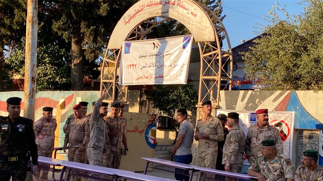 مراسلنا: منتسبو الاجهزة الامنية يتوافدون على المراكز الانتخابية للادلاء باصواتهم