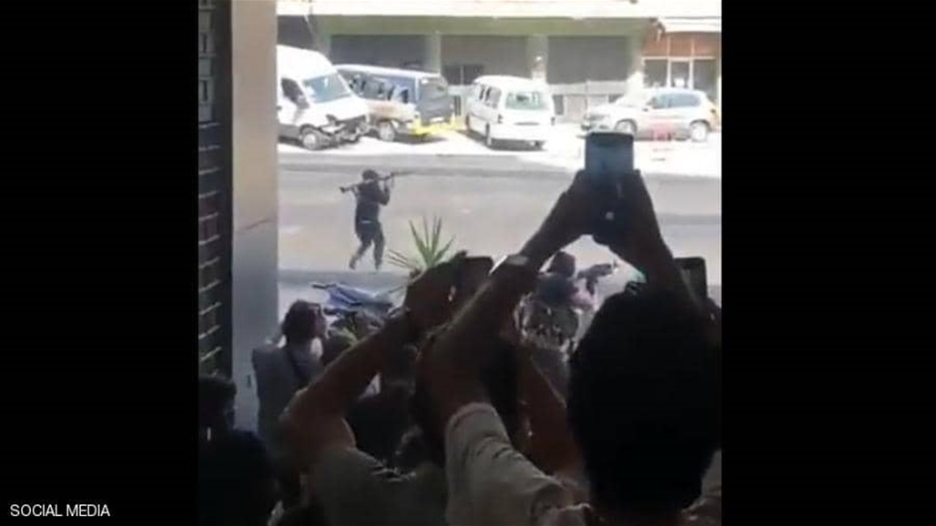 فيديو يوثق لحظة استهداف مسلح في بيروت كان يستعد لإطلاق قذيفة