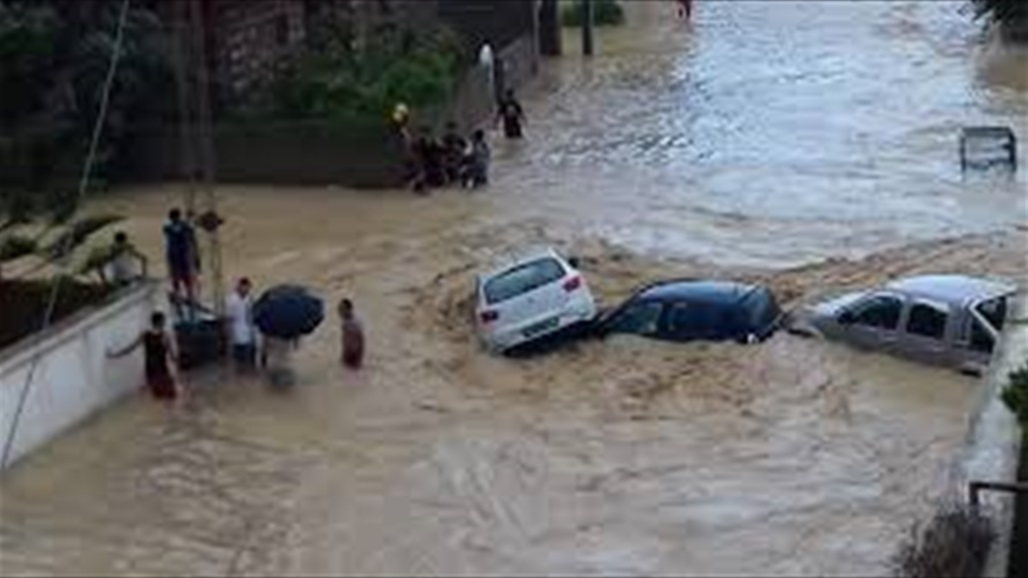 فيضانات غزيرة تجتاح اليونان (فيديو)