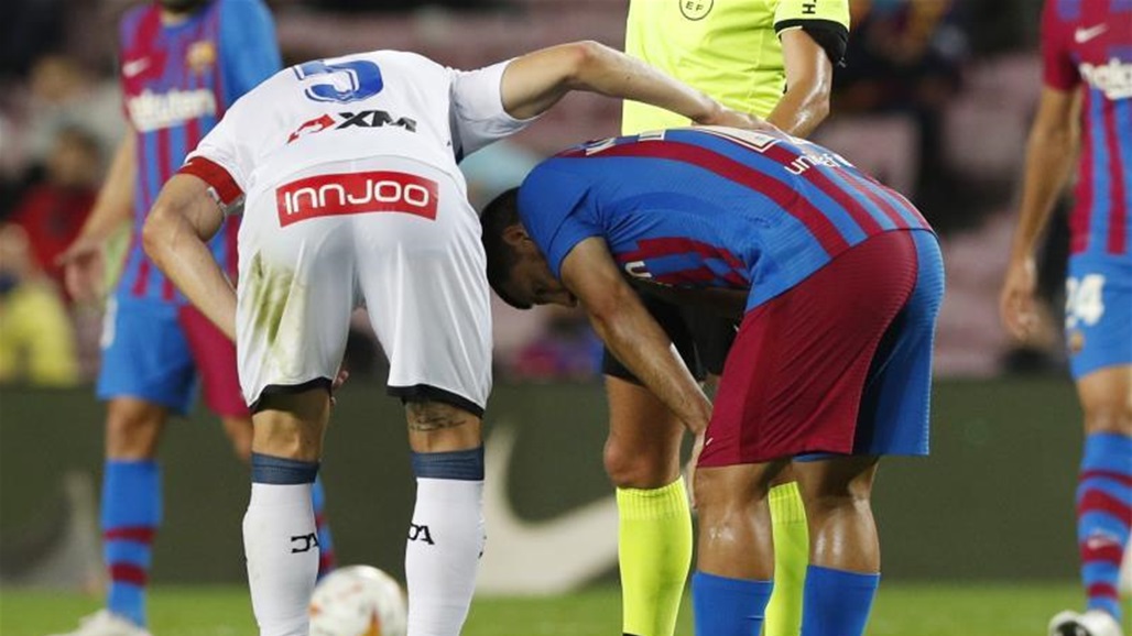 برشلونة يحدد مدة غياب أجويرو