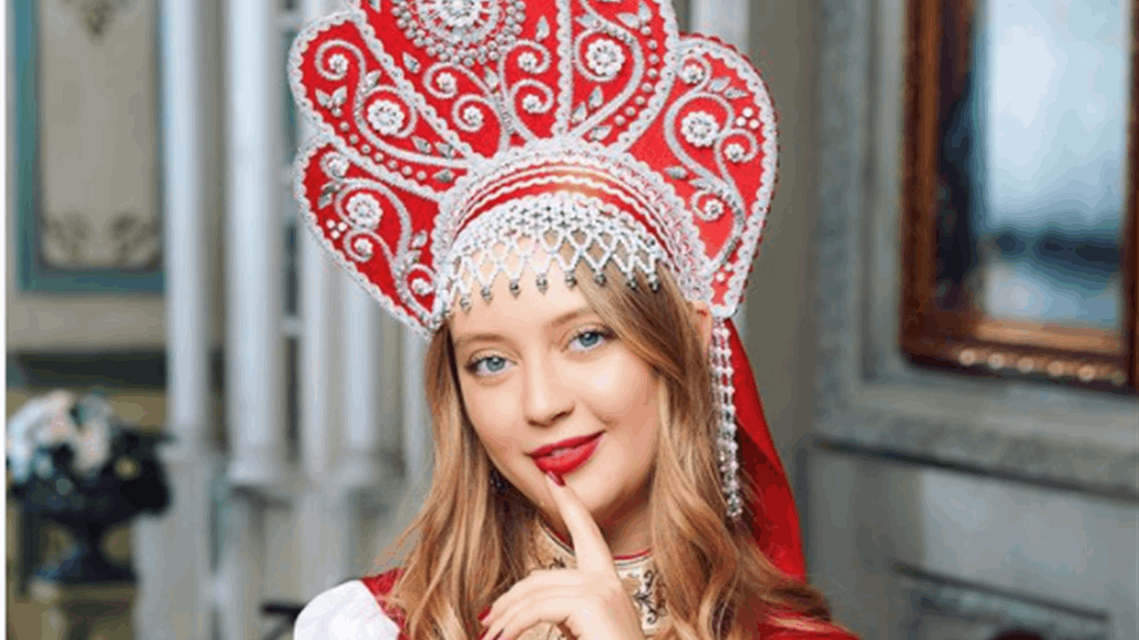 روسية تفوز بلقب أجمل امرأة متزوجة في العالم (صور)